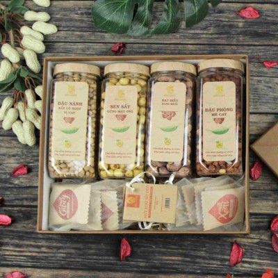 Hộp quà tết thực phẩm cao cấp HL18